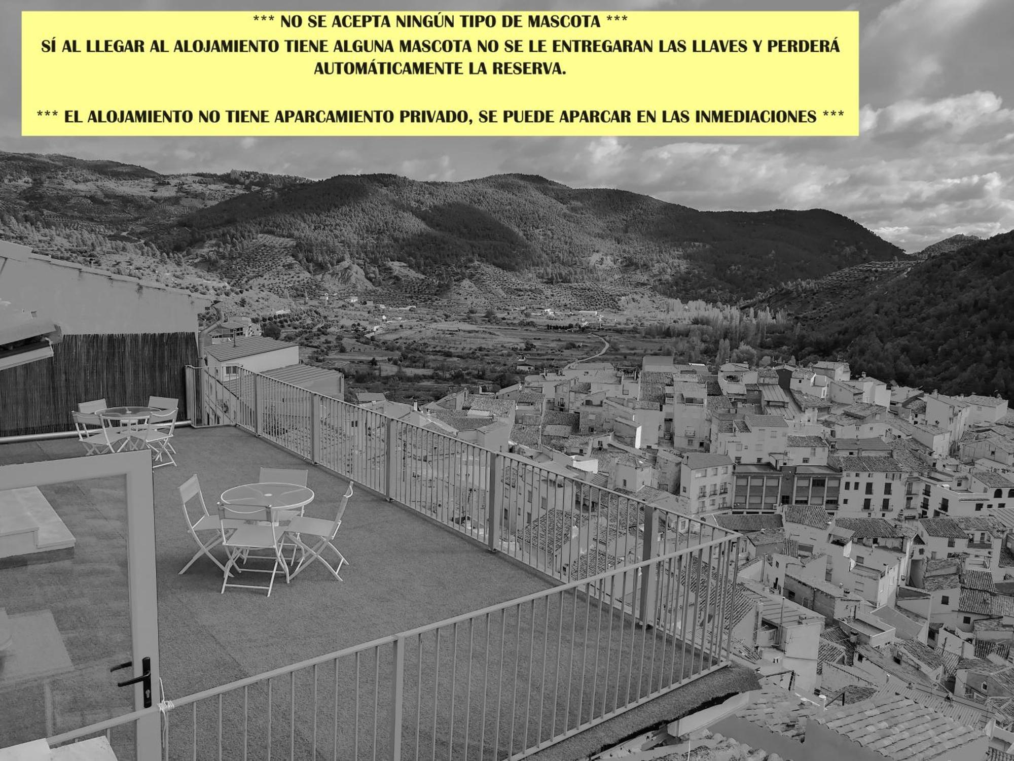 Domus Lapidis - El Estudio Богарра Экстерьер фото